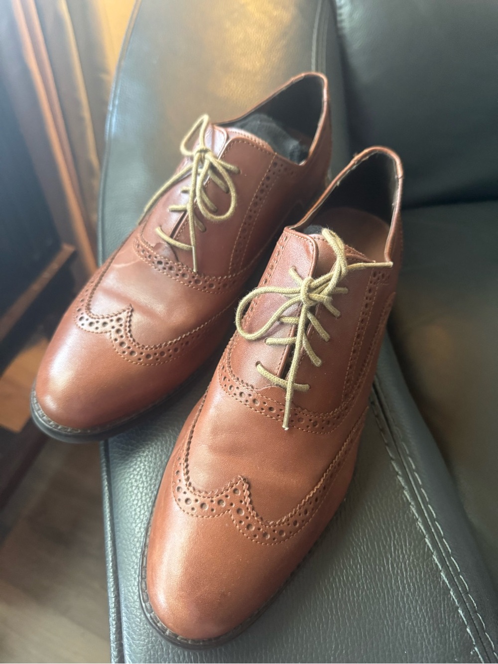 Cole Haan women’s Wingtip Oxford Lace-Up Shoes